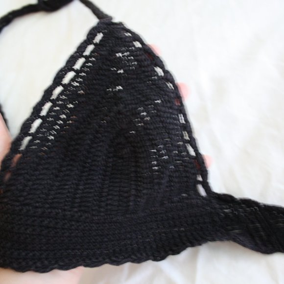 100% Cotton blk crochet halter tie bikini top crop - Picture 3 of 6